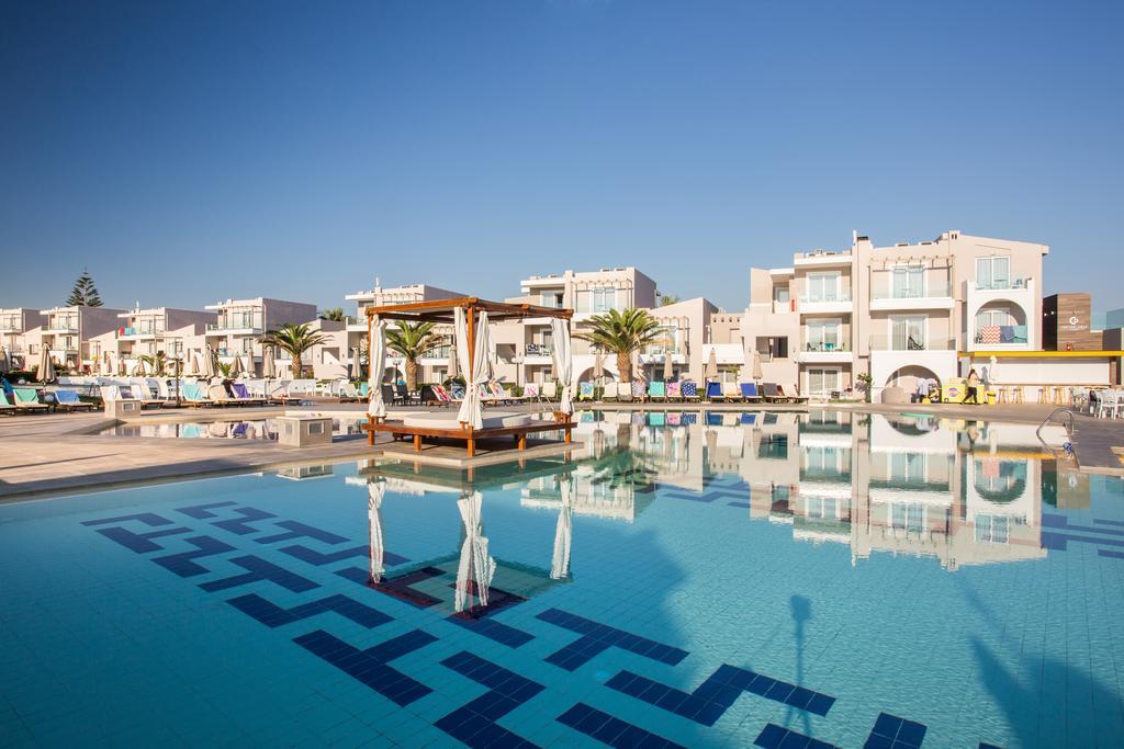 Santa Helena Beach Resort Платаньяс Экстерьер фото