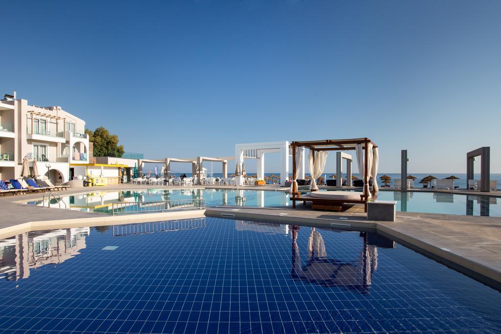 Santa Helena Beach Resort Платаньяс Экстерьер фото