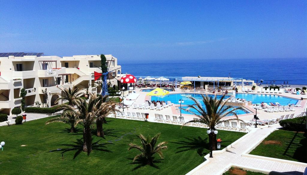 Santa Helena Beach Resort Платаньяс Экстерьер фото